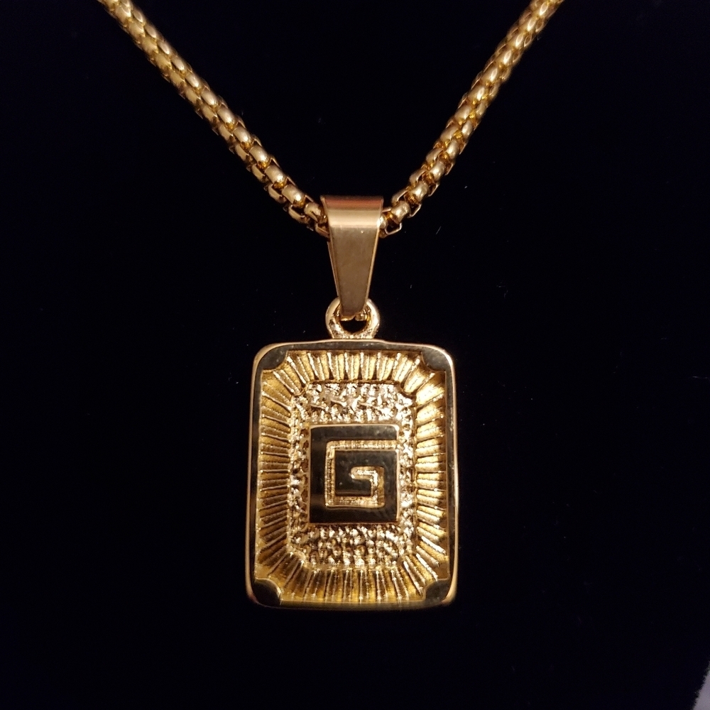 New Gold Plated Initial "G" Box Chain Necklace